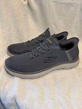 Men’s Skechers Dark Gray Slip-On Mesh Casual Sneakers